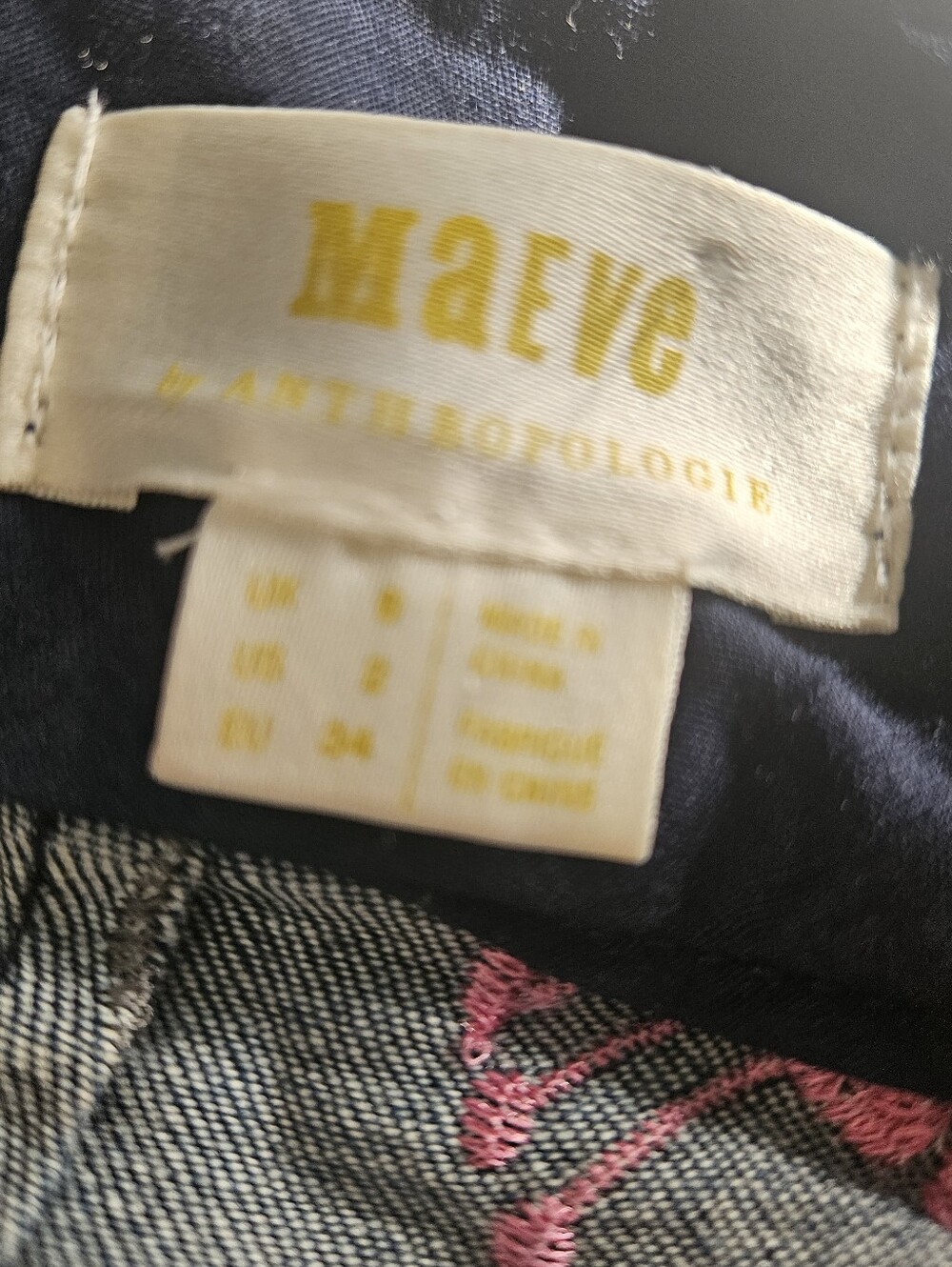 Maeve by Anthropologie Floral Embroidered Denim Pencil Skirt Size 2 Midi Mini - Picture 10 of 10
